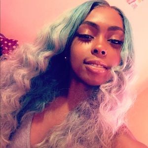 Meet your Posher, Unique